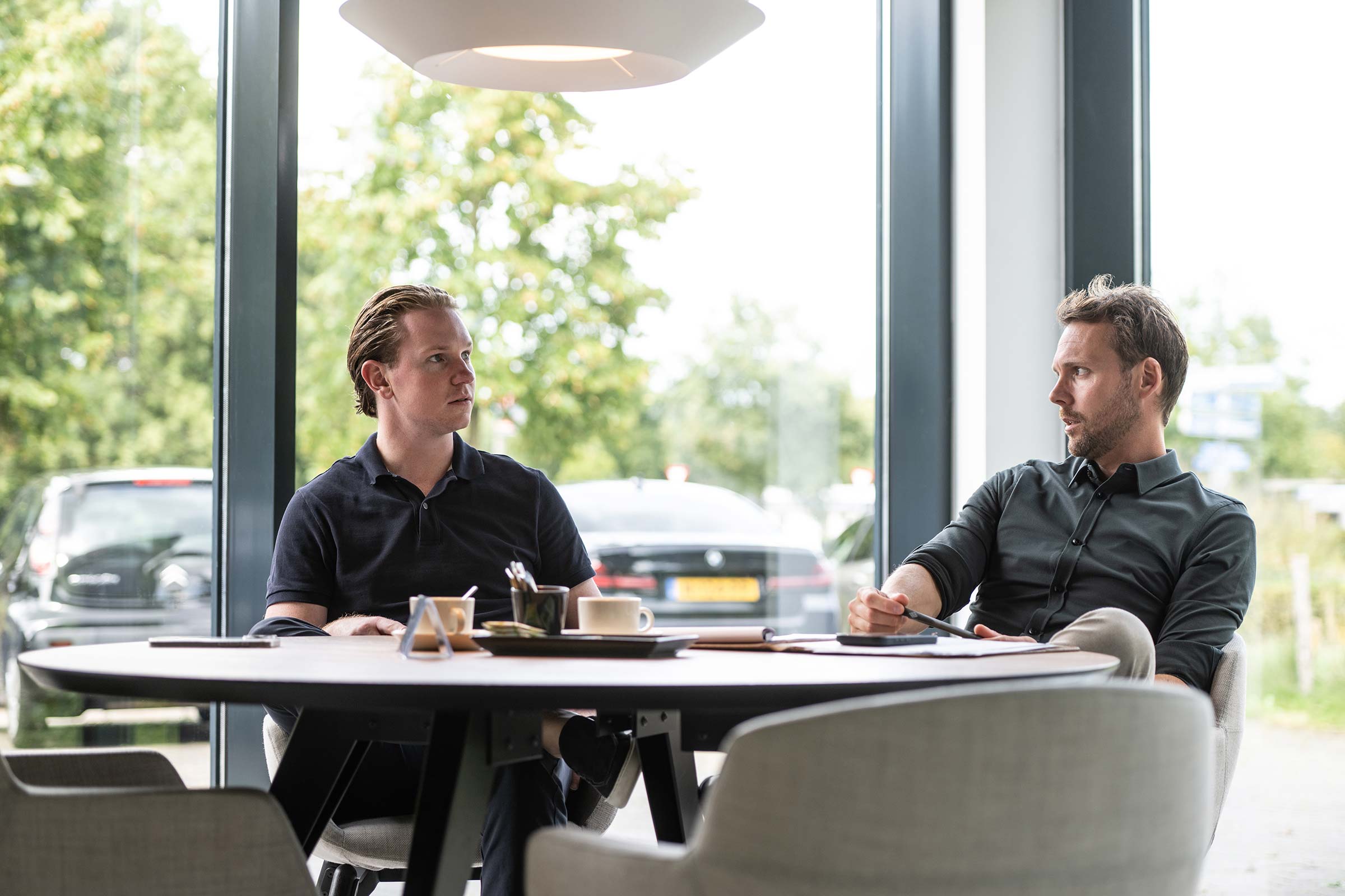 Werknemers van CTS die overleggen